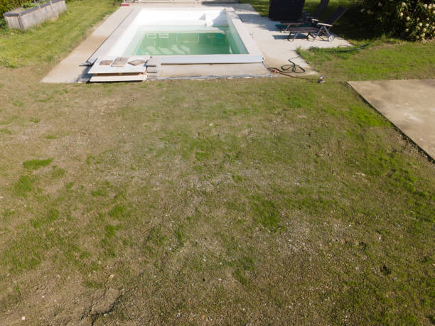 Level a Sloped Yard for a Pool