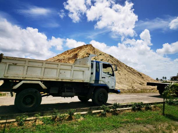 How Many Yards in a Tri Axle Dump Truck